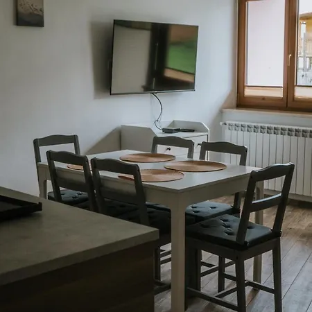 Jakova Hisa *